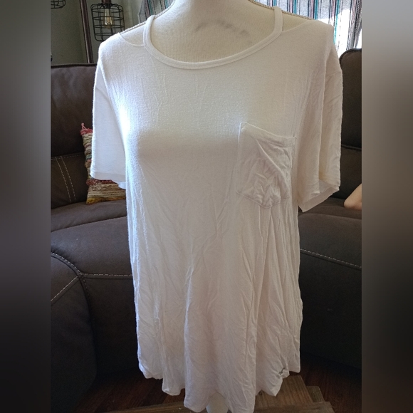 Hollister Tops - Hollister t shirt